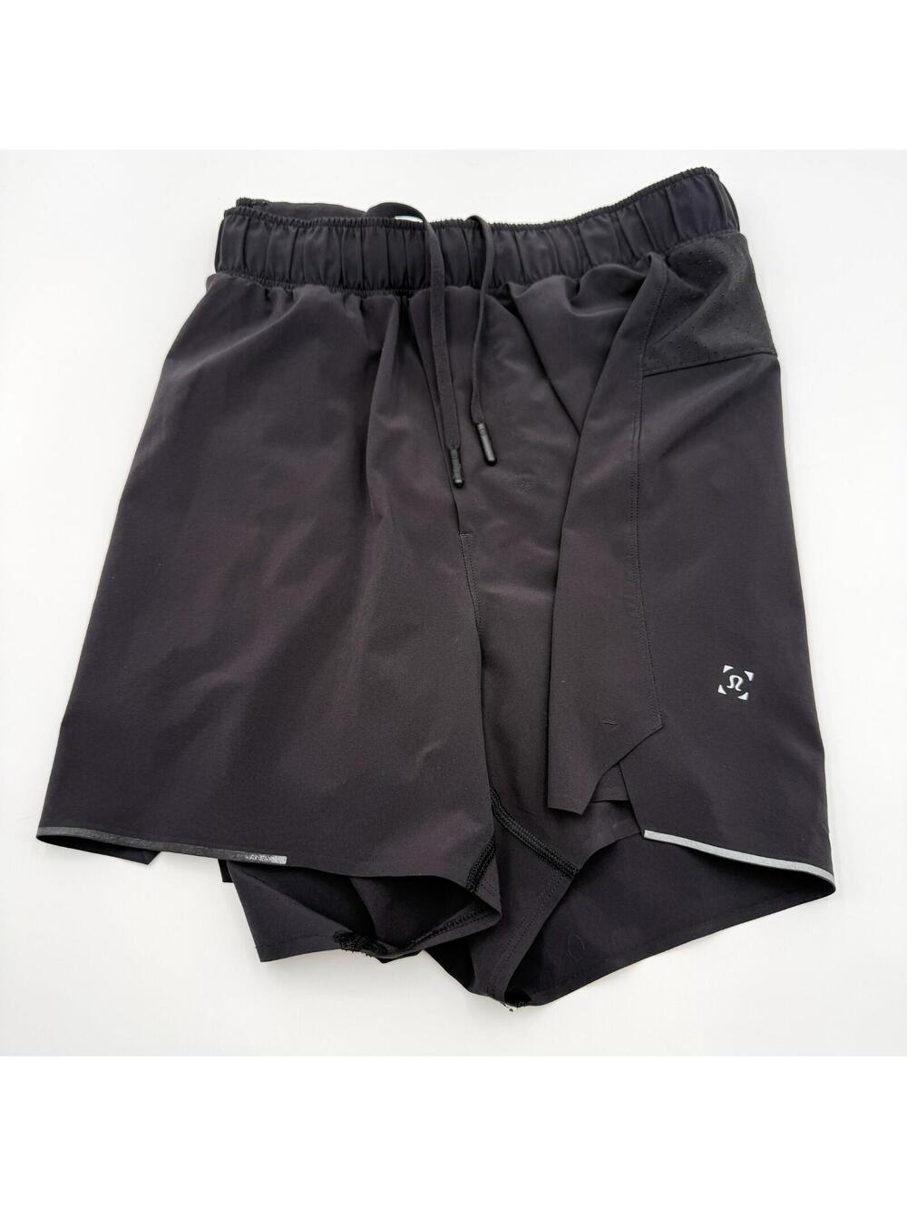 Lululemon On The Fly Shorts Black Athletic Stretch Lightweight Womens Medium